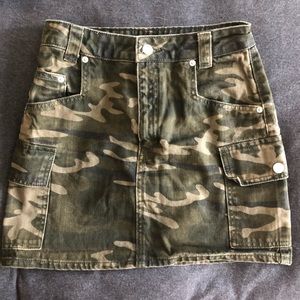 Topshop camo mini skirt!